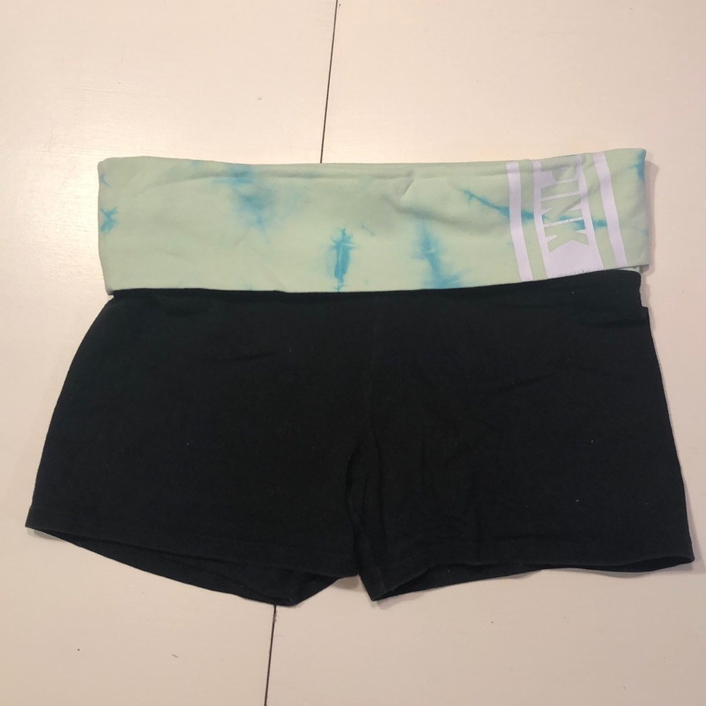 PINK YOGA Shorts